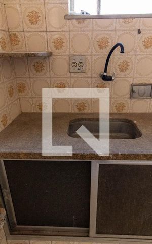 Casa à venda com 233m², 2 quartos e sem vaga Casa à venda com 233m², 2 quartos e sem vagaCozinha