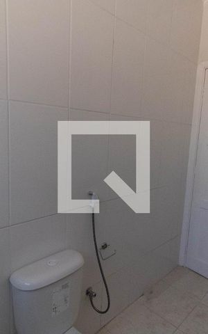 Casa à venda com 233m², 2 quartos e sem vaga Casa à venda com 233m², 2 quartos e sem vagaBanheiro