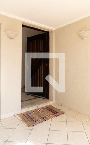 Casa à venda com 420m², 3 quartos e 1 vagaEntrada
