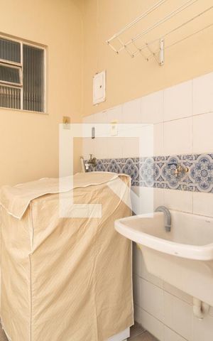 Casa à venda com 420m², 3 quartos e 1 vagaÁrea de Serviço