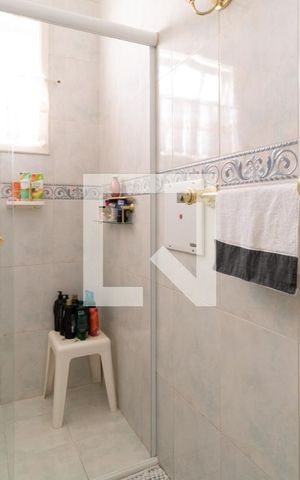 Casa à venda com 420m², 3 quartos e 1 vagaBanheiro 2