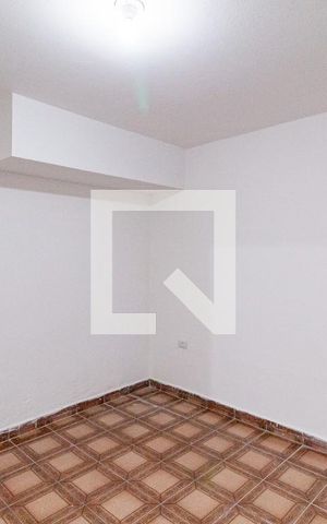 Casa para alugar com 45m², 1 quarto e sem vagaQuarto