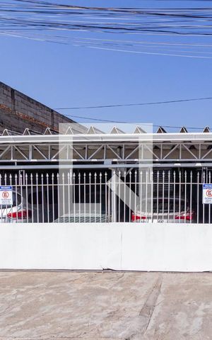 Casa para alugar com 45m², 1 quarto e sem vagaFachadda