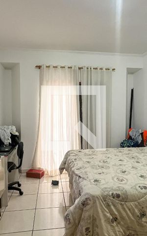 Casa para alugar com 150m², 3 quartos e 4 vagas Casa para alugar com 150m², 3 quartos e 4 vagasSuíte