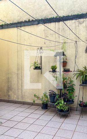 Casa para alugar com 150m², 3 quartos e 4 vagas Casa para alugar com 150m², 3 quartos e 4 vagasQuintal