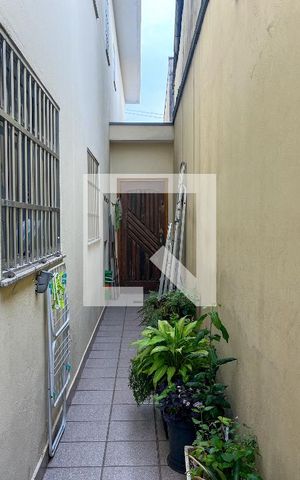 Casa para alugar com 150m², 3 quartos e 4 vagas Casa para alugar com 150m², 3 quartos e 4 vagasQuintal