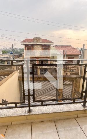 Casa para alugar com 150m², 3 quartos e 4 vagas Casa para alugar com 150m², 3 quartos e 4 vagasVaranda