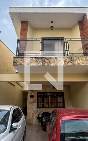 Casa para alugar com 150m², 3 quartos e 4 vagas Casa para alugar com 150m², 3 quartos e 4 vagasGaragem