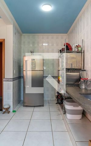 Casa à venda com 205m², 3 quartos e 2 vagasCozinha