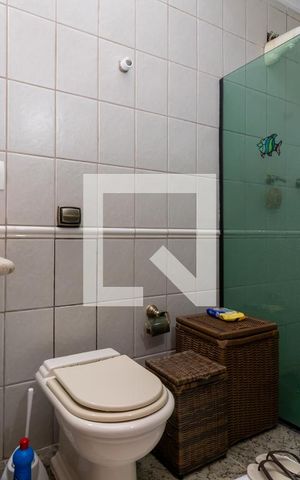 Casa à venda com 205m², 3 quartos e 2 vagasBanheiro 2