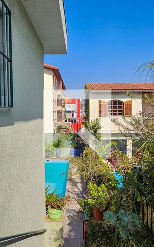 Casa à venda com 400m², 4 quartos e 3 vagas Casa à venda com 400m², 4 quartos e 3 vagasQuintal