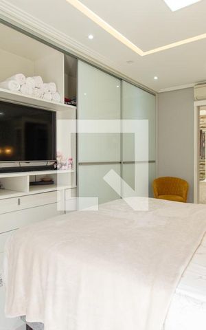 Casa de condomínio à venda com 464m², 4 quartos e 4 vagas Casa de condomínio à venda com 464m², 4 quartos e 4 vagasSuíte 1
