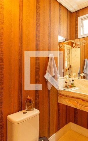 Casa de condomínio à venda com 464m², 4 quartos e 4 vagas Casa de condomínio à venda com 464m², 4 quartos e 4 vagasLavabo