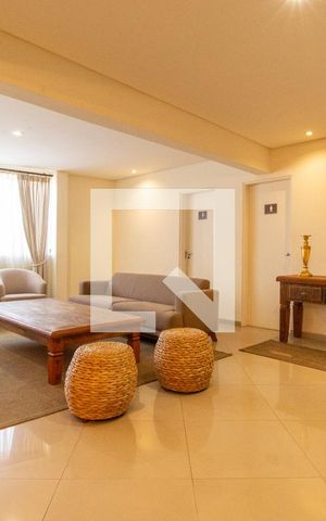 Casa de condomínio à venda com 464m², 4 quartos e 4 vagas Casa de condomínio à venda com 464m², 4 quartos e 4 vagasÁrea comum - Salão de festas