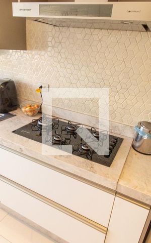 Casa de condomínio à venda com 464m², 4 quartos e 4 vagas Casa de condomínio à venda com 464m², 4 quartos e 4 vagasCozinha