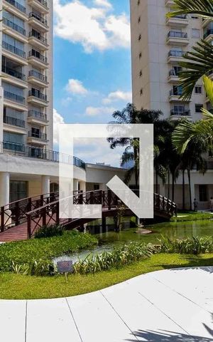Apartamento à venda com 168m², 3 quartos e 3 vagas Apartamento à venda com 168m², 3 quartos e 3 vagasÁrea Comum