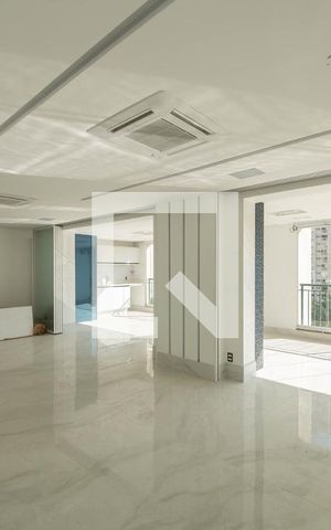 Apartamento à venda com 168m², 3 quartos e 3 vagas Apartamento à venda com 168m², 3 quartos e 3 vagasSala