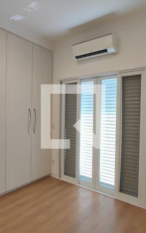 Casa de condomínio à venda com 360m², 5 quartos e 2 vagas Casa de condomínio à venda com 360m², 5 quartos e 2 vagasQuarto Suíte 2
