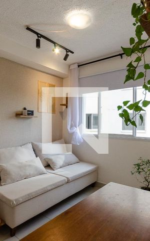 Studio à venda com 32m², 2 quartos e sem vaga Studio à venda com 32m², 2 quartos e sem vagaSala