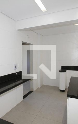 Apartamento à venda com 140m², 4 quartos e 2 vagasCozinha