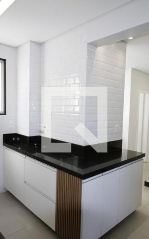 Apartamento à venda com 140m², 4 quartos e 2 vagasCozinha