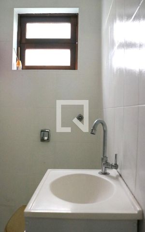 Casa à venda com 164m², 4 quartos e 4 vagasBanheiro