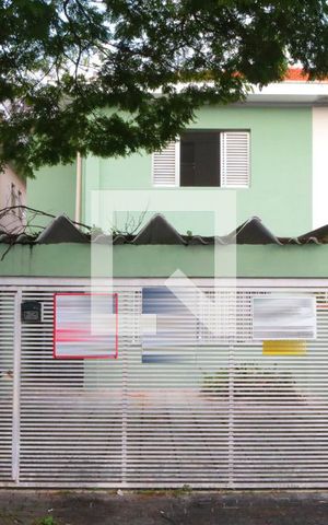 Casa à venda com 164m², 4 quartos e 4 vagasFachada