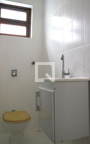 Casa à venda com 164m², 4 quartos e 4 vagasBanheiro