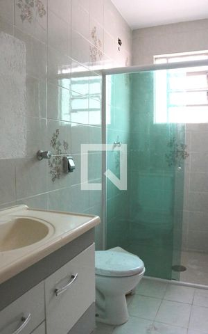Casa à venda com 164m², 4 quartos e 4 vagasBanheiro