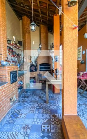 Casa à venda com 231m², 4 quartos e 3 vagas Casa à venda com 231m², 4 quartos e 3 vagasChurrasqueira 1