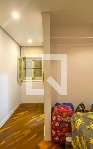 Casa à venda com 231m², 4 quartos e 3 vagas Casa à venda com 231m², 4 quartos e 3 vagasSuíte 3