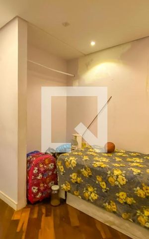 Casa à venda com 231m², 4 quartos e 3 vagas Casa à venda com 231m², 4 quartos e 3 vagasSuíte 3