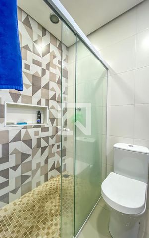 Casa à venda com 231m², 4 quartos e 3 vagas Casa à venda com 231m², 4 quartos e 3 vagasBanheiro da Suíte 1