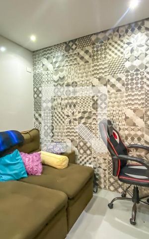 Casa à venda com 231m², 4 quartos e 3 vagas Casa à venda com 231m², 4 quartos e 3 vagasEscritório