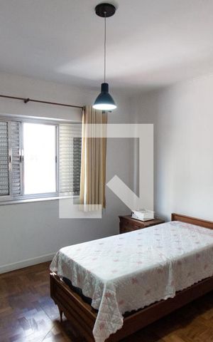 Casa à venda com 230m², 3 quartos e 2 vagas Casa à venda com 230m², 3 quartos e 2 vagasQuarto