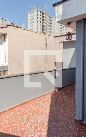 Casa à venda com 230m², 3 quartos e 2 vagas Casa à venda com 230m², 3 quartos e 2 vagasVaranda da Suíte