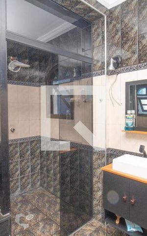 Casa à venda com 191m², 4 quartos e 2 vagasBanheiro do Quarto