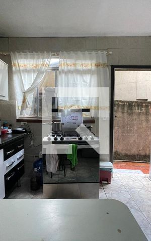 Casa à venda com 90m², 3 quartos e sem vaga Casa à venda com 90m², 3 quartos e sem vagaCozinha