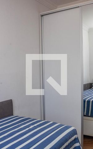 Apartamento à venda com 92m², 3 quartos e 2 vagasQuarto 2 