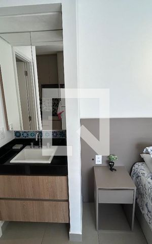 Apartamento à venda com 31m², 1 quarto e sem vaga Apartamento à venda com 31m², 1 quarto e sem vagaBanheiro / Lavabo