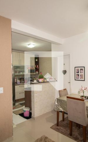 Casa de condomínio para alugar com 70m², 2 quartos e 1 vaga Casa de condomínio para alugar com 70m², 2 quartos e 1 vagaSala