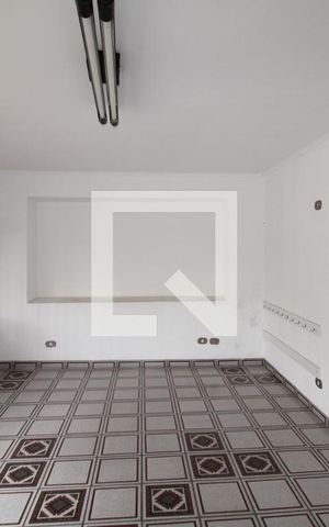 Casa à venda com 250m², 3 quartos e 2 vagasSala