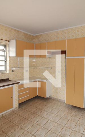 Casa à venda com 250m², 3 quartos e 2 vagasCozinha 2