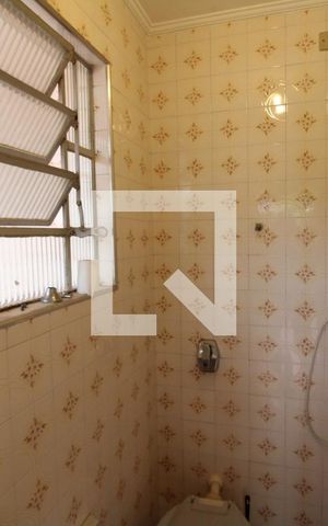 Casa à venda com 250m², 3 quartos e 2 vagasÁrea de Serviço - Banheiro