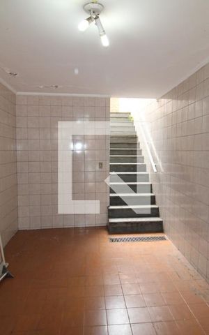 Casa à venda com 250m², 3 quartos e 2 vagasGaragem