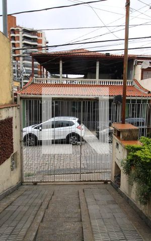 Casa à venda com 250m², 3 quartos e 2 vagasGaragem