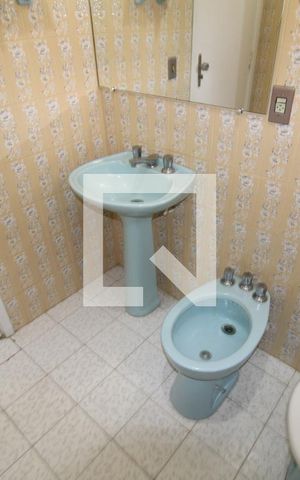 Casa à venda com 250m², 3 quartos e 2 vagasBanheiro