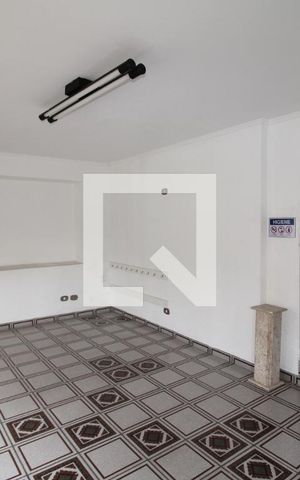 Casa à venda com 250m², 3 quartos e 2 vagasSala