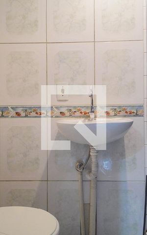 Apartamento à venda com 38m², 2 quartos e 1 vaga Apartamento à venda com 38m², 2 quartos e 1 vagaBanheiro