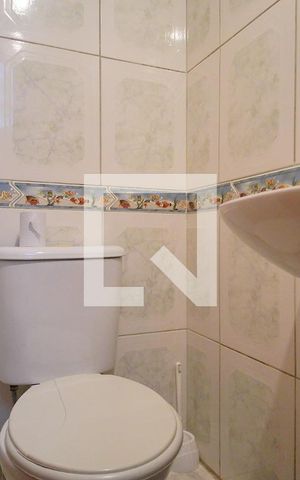 Apartamento à venda com 38m², 2 quartos e 1 vaga Apartamento à venda com 38m², 2 quartos e 1 vagaBanheiro